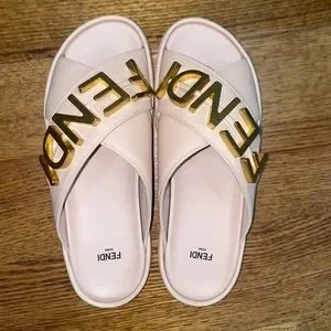 【関税＆送料込み】Fendi Roma Wide Band Leather Slides Shoe Fendi Roma Leather Slides Leather Brown | Fendi